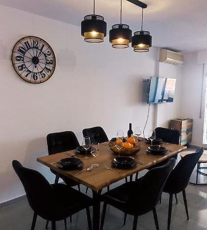 Bitacora Lux ,Comfortable Apartment 450 Meters From The Beach, Swimming Pool, 2 Air-Con ,Wi-Fi Playa de Gandia Buitenkant foto