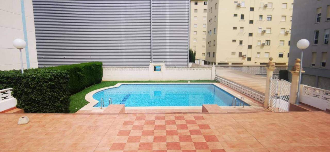 Bitacora Lux ,Comfortable Apartment 450 Meters From The Beach, Swimming Pool, 2 Air-Con ,Wi-Fi Playa de Gandia Buitenkant foto